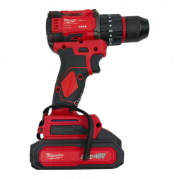 Шуруповерт бесщеточный ударный Milwaukee 48 V